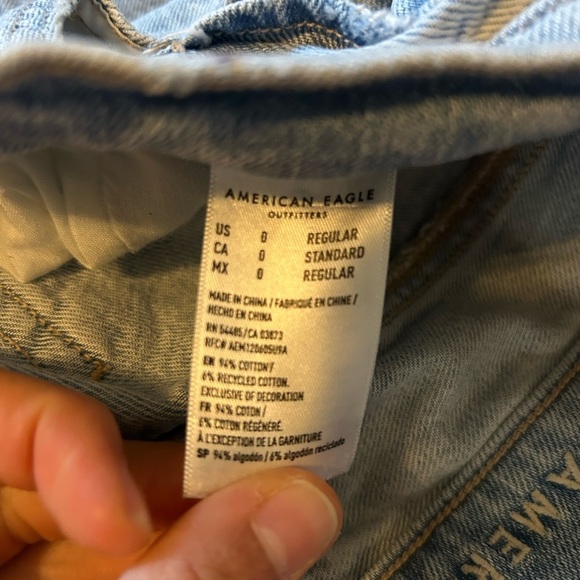 American eagle 90s boyfriend high rise jeans - Picture 10 of 10